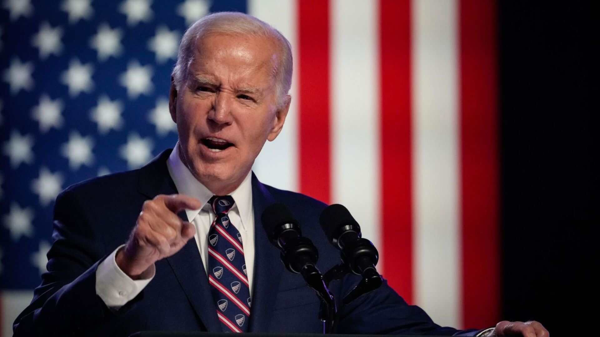 Biden Calls JD Vance 