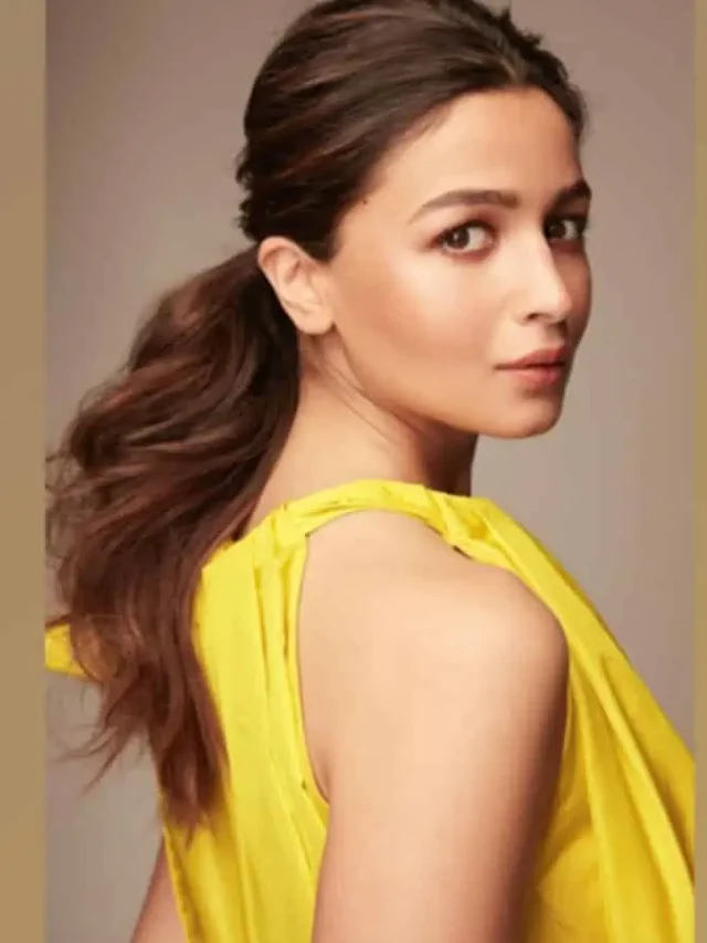 5 Standout Fashion Moments Showcased By Alia Bhatt