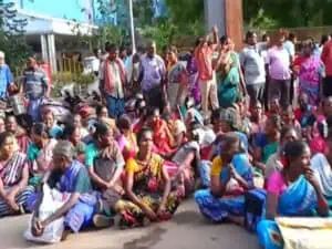 Thoothukudi Sanitation Workers Protest Unfair Labor Practices