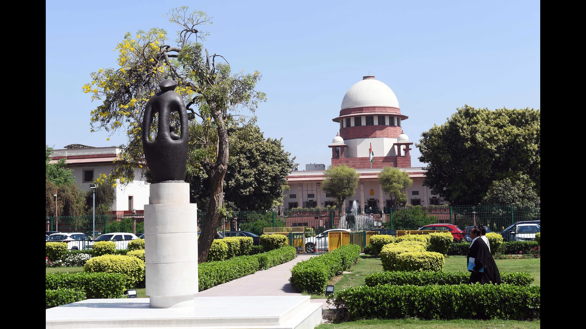 A view of the Supreme Court lawn, in New Delhi