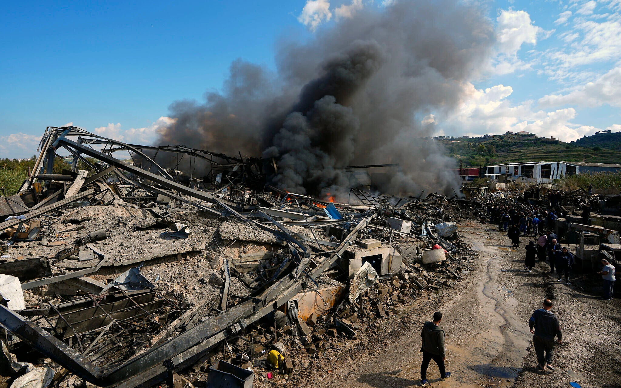 Israeli Airstrike Hits Hezbollah Arms Depot in Lebanon