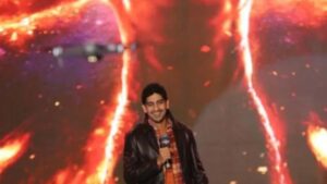 Aditya Chopra Eyes Ayan Mukerji For Dhoom 4 Following War 2 Success