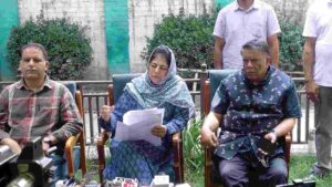 Mehbooba Mufti Urges Restoration Of LoC Trade, Criticizes IT Department’s Pressure On Traders