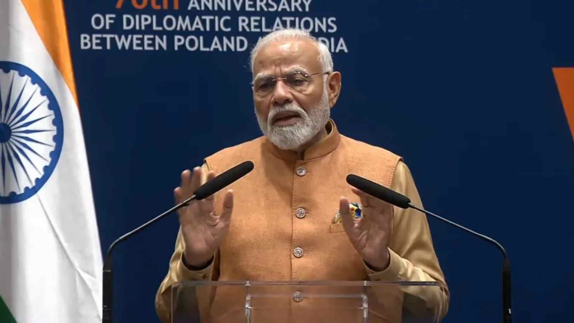 PM Modi Emphasises India’s Shift To Equal Relations With All Nations In Address To Indian Diaspora In Warsaw