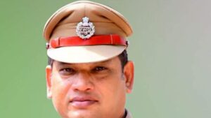 RPF Awards Medal To ASI Nayeem Basha Shaik For Distinguished Service