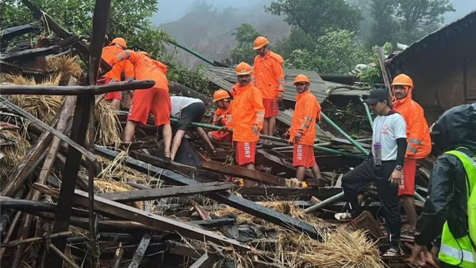 NDRF rescues seven stranded by heavy rain in Gujarat’s Valsad