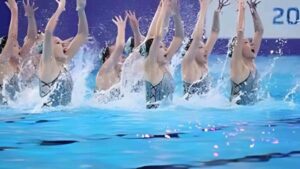 As Good As It Gets: Team China Performs ‘Gravitation’ Artistic Swimming Hat-Trick – WATCH