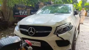 Hit and run: Mercedes kills 34-year-old cyclist in Delhi