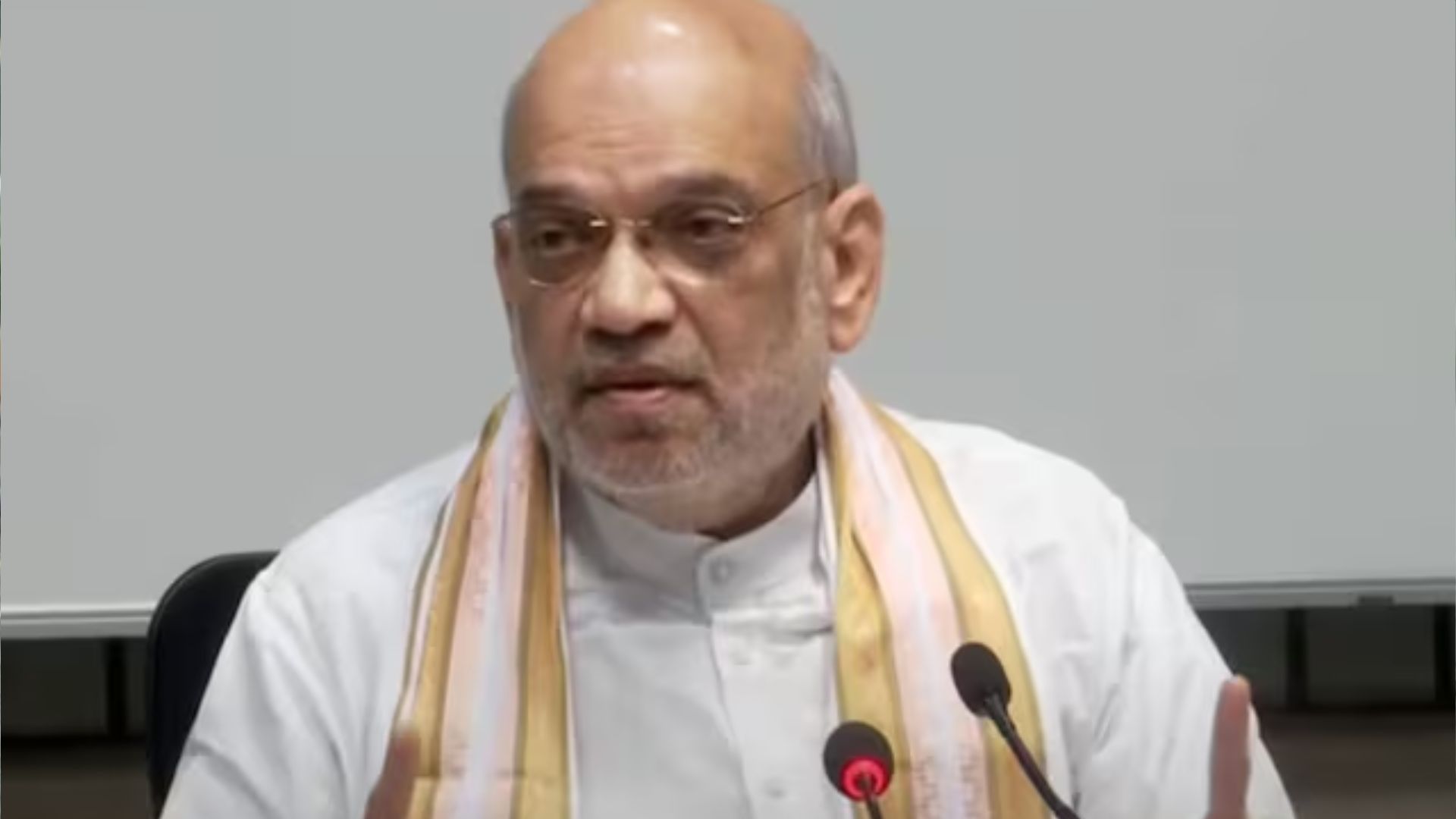 “Congress Govt Is One Of Dalal, Dealers And Damaad”: HM Amit Shah Slams Congress