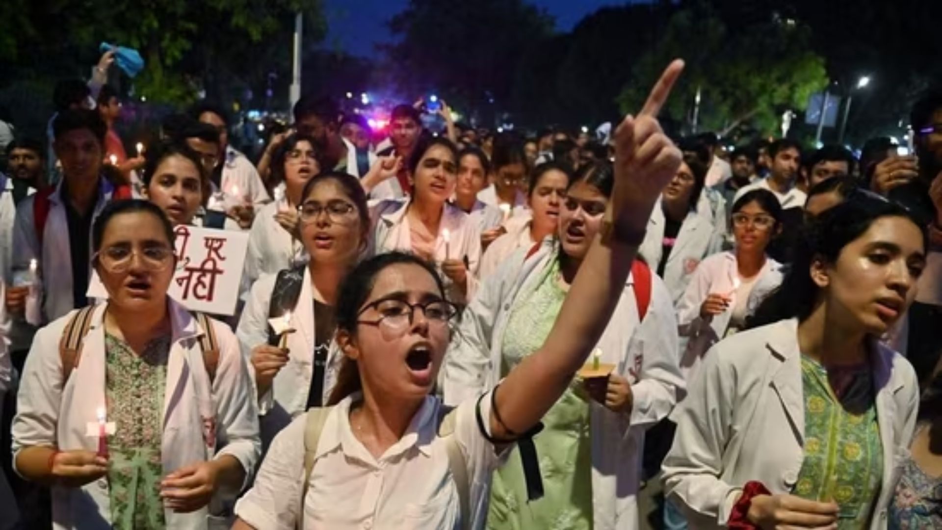 Women March in Kolkata Demanding Justice for RG Kar Doctor’s Murder as CBI, Supreme Court Take Action