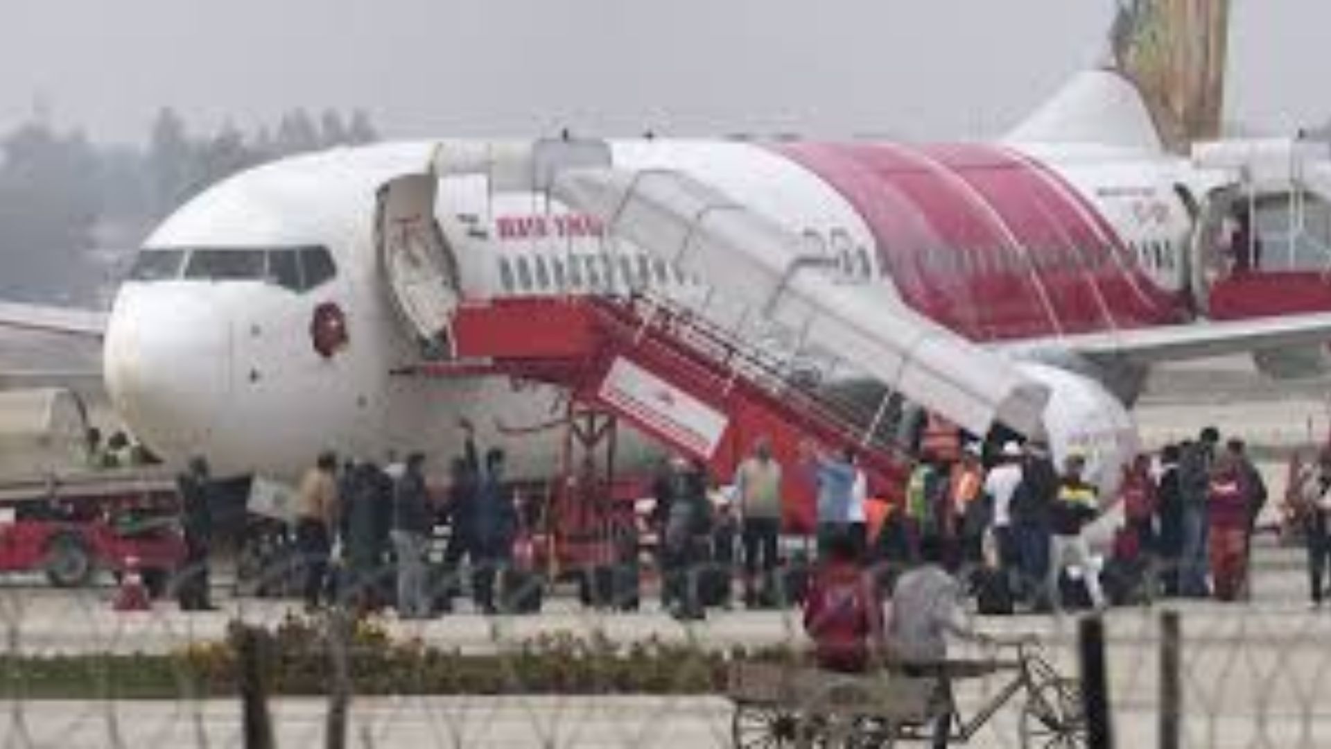 Bomb Threat on Air India Flight Leads to Emergency Landing at Thiruvananthapuram Airport