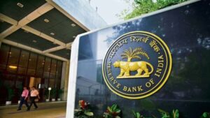 RBI May Cut Rates in October: Crisil Report