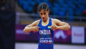 Paris Olympics 2024 : Wrestler Vinesh Phogat wins Round of 16 in women’s freestyle 50 kg