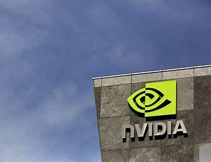 Nvidia’s Stock Dips Despite Record Earnings: Expert Insights