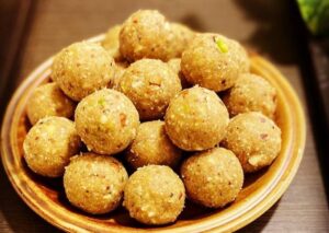 Watch: Kolkata Sweet Shop Prepares 500-Kg Ladoo For Ganesh Chaturthi Celebration