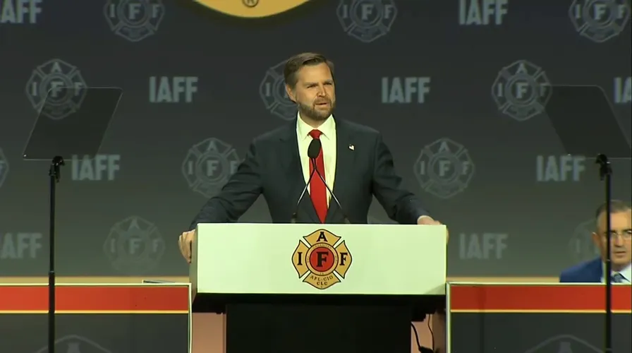 JD Vance Booed by Firefighters at Boston Convention – Watch Here