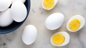 Whole Egg VS Egg White: Which Offers Better Nutrition?