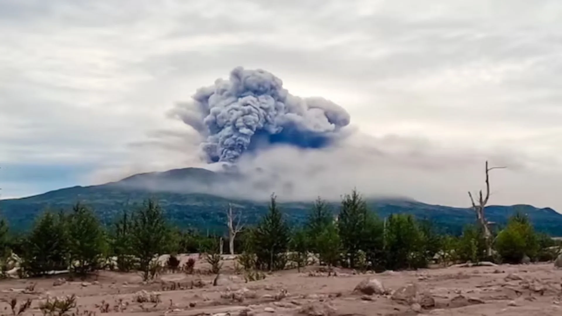 “Code Red” In Russia After Volcano Eruption, Braces For Potential 9.0 Quake