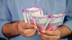 Central Govt Employees May Receive 3-4% DA Hike As Per 7th Pay Commission | Details