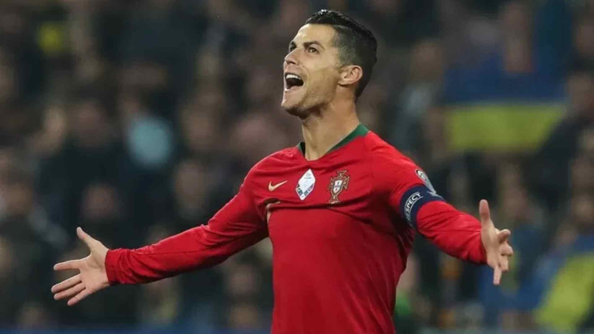 Cristiano Ronaldo Reaches 1 Billion Followers