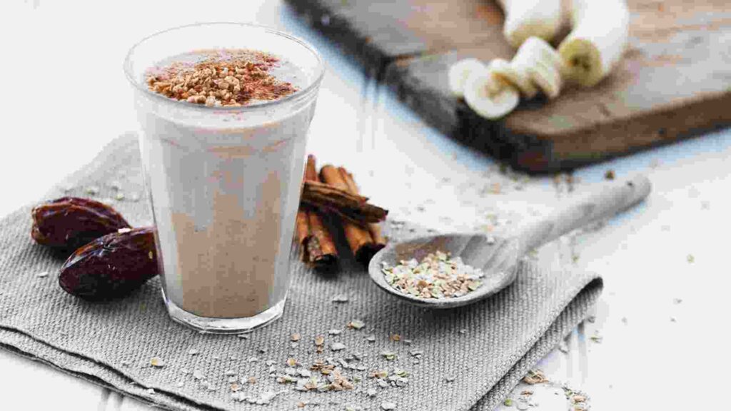 Date and Oats Smoothie 