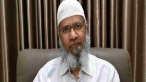 WATCH: Renowned Islamic Scholar Dr. Zakir Naik Arrives in Pakistan for Public Speeches