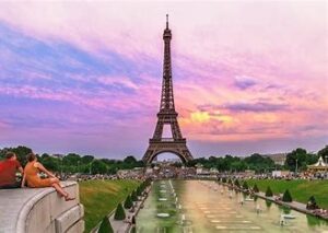 Paris Loses ‘City Of Love’ Title As Maui Takes Crown In Romance Survey