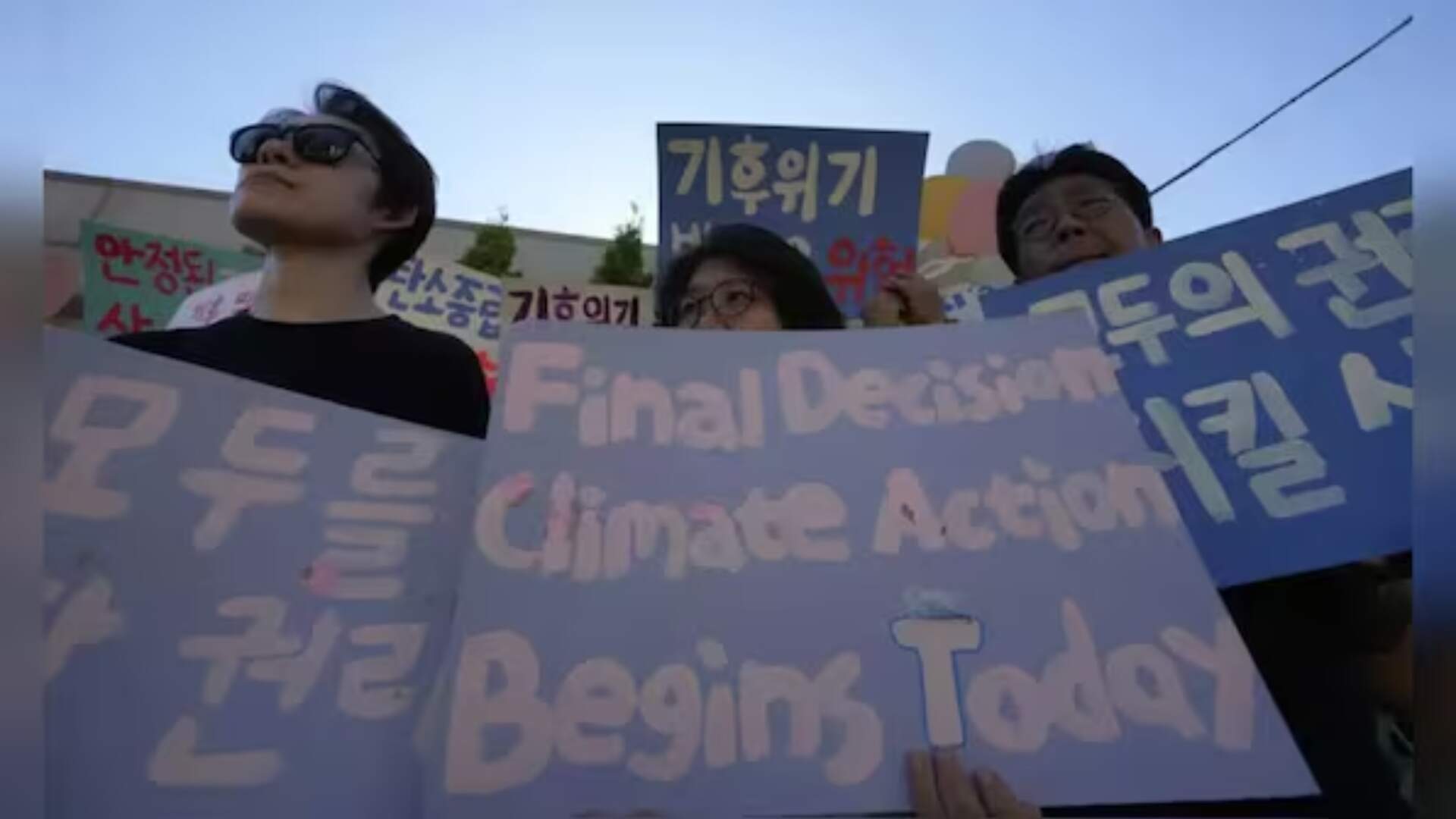 Seoul Protest: 30,000 South Koreans Demand Government Accountability on Climate Crisis