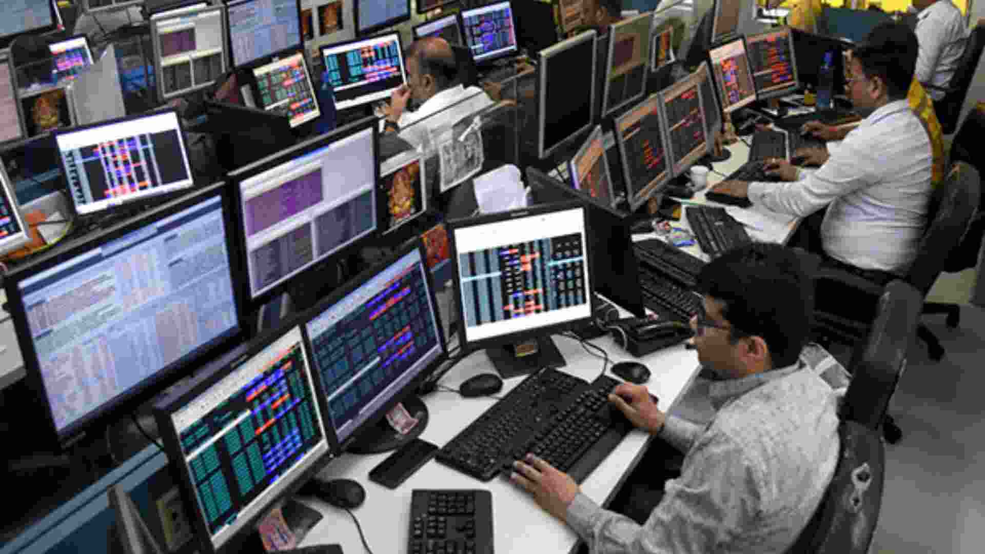 Indian Markets Open Flat Despite Global Decline