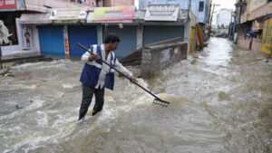 Red alert in Hyderabad; school, collages closed