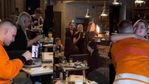 Waitresses Spot Man Dining Alone On His Birthday, Their Heartwarming Gesture Leaves Him Emotional