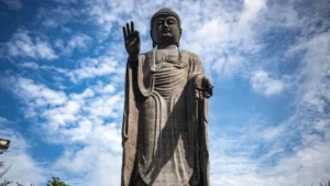 World Tallest 360 Feet Bronze Buddha In Japan Gets Annual Cleaning From Veteran Duo