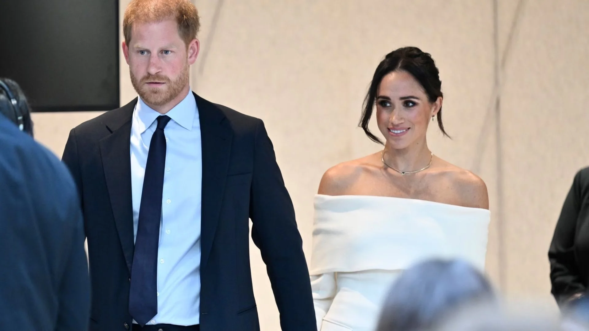 Prince Harry To Go Back UK For A Ceremony, Claims ‘Dangerous’ For Meghan