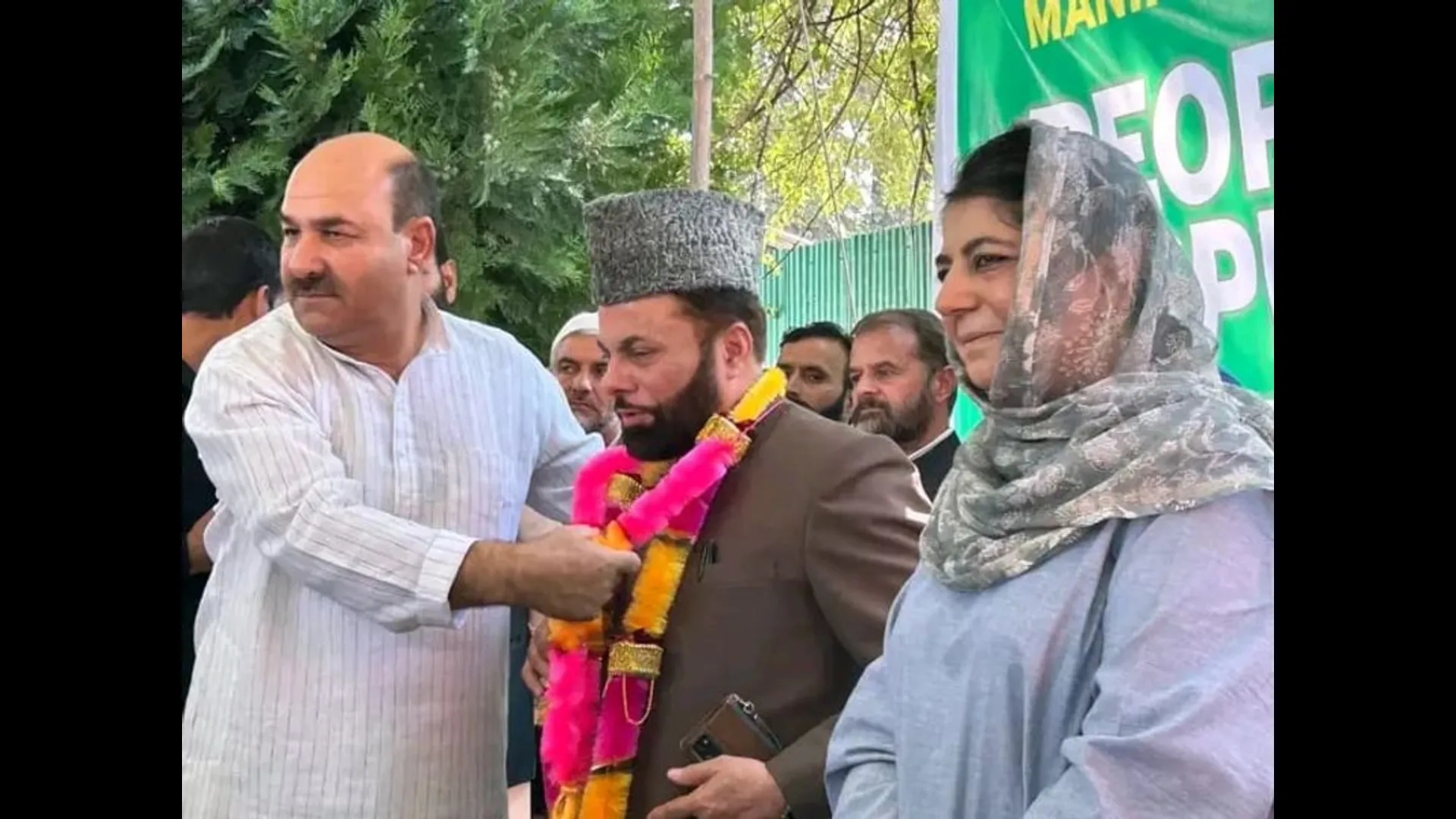 Separatist Leader Syed Salim Geelani Joins PDP in Srinagar