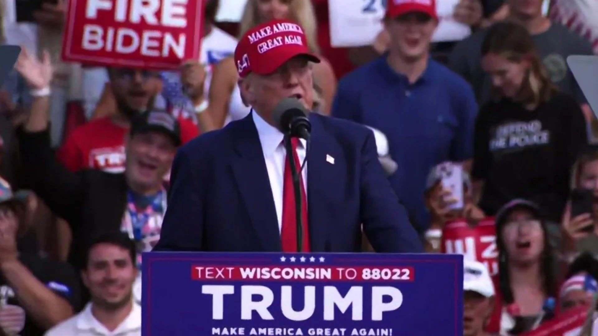 WATCH Trump’s Slip-Up: Calls Elon Musk ‘Leon’ At Wisconsin Rally