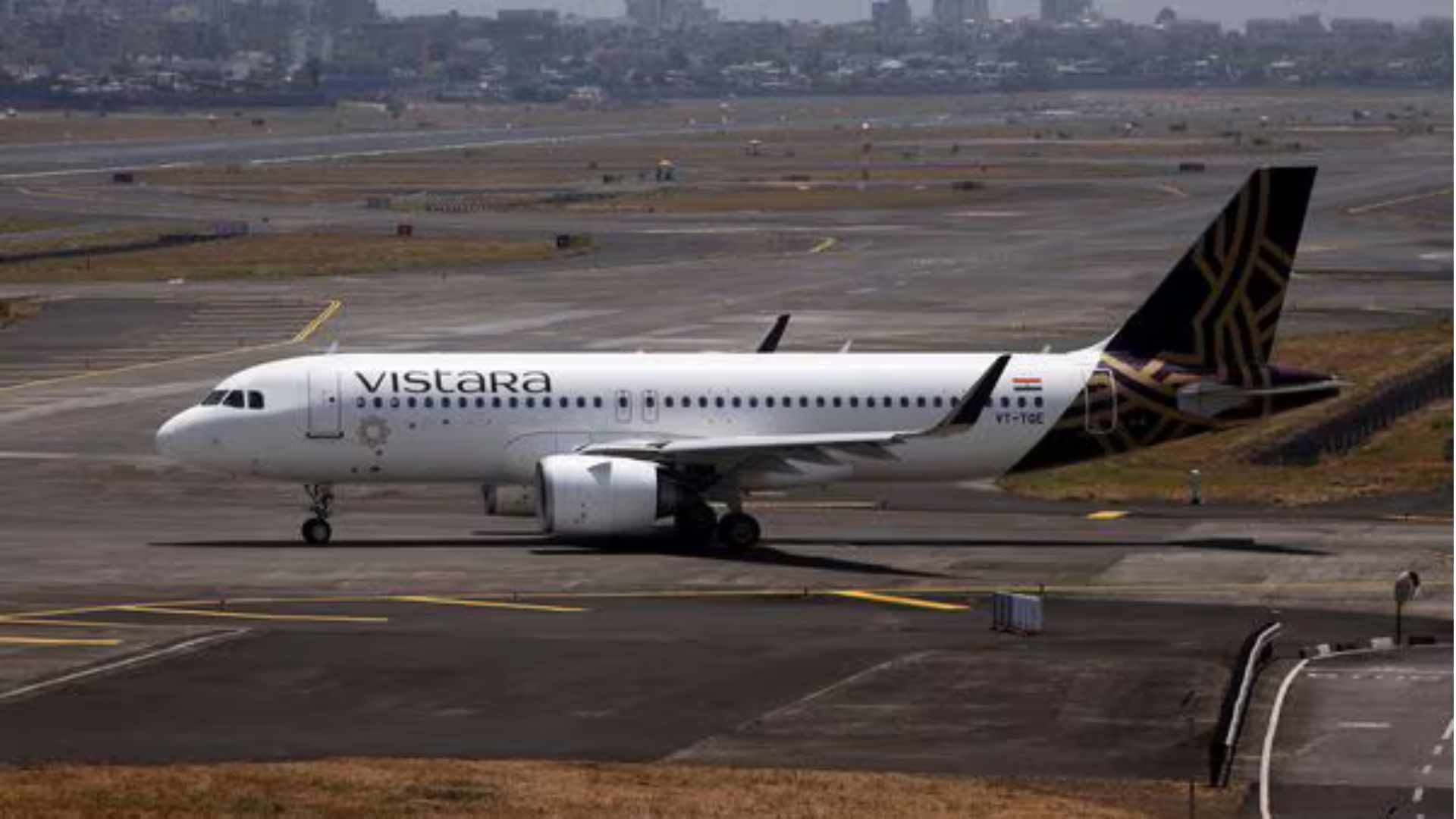 Bomb Threat: Vistara Flight from Frankfurt to Mumbai Declares Emergency