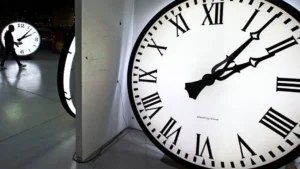 Watch: Clock Change, Daylight Saving Time Ends, Prepare For Longer Nights And Extra Sleep