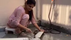 Gopi Bahu 2.0? Unconventional Diwali Cleaning Hacks Spark Online Laughter | Watch