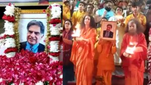 Rishikesh Pays Tribute To Ratan Tata With Ganga Aarti | Watch