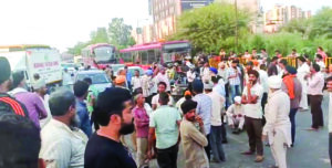 Farmers blocked the Chandigarh-Ambala highway over delayed crop purchases