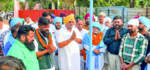 MLA Randhawa laid the foundation for Valmiki Bhawan on Prakash Parv