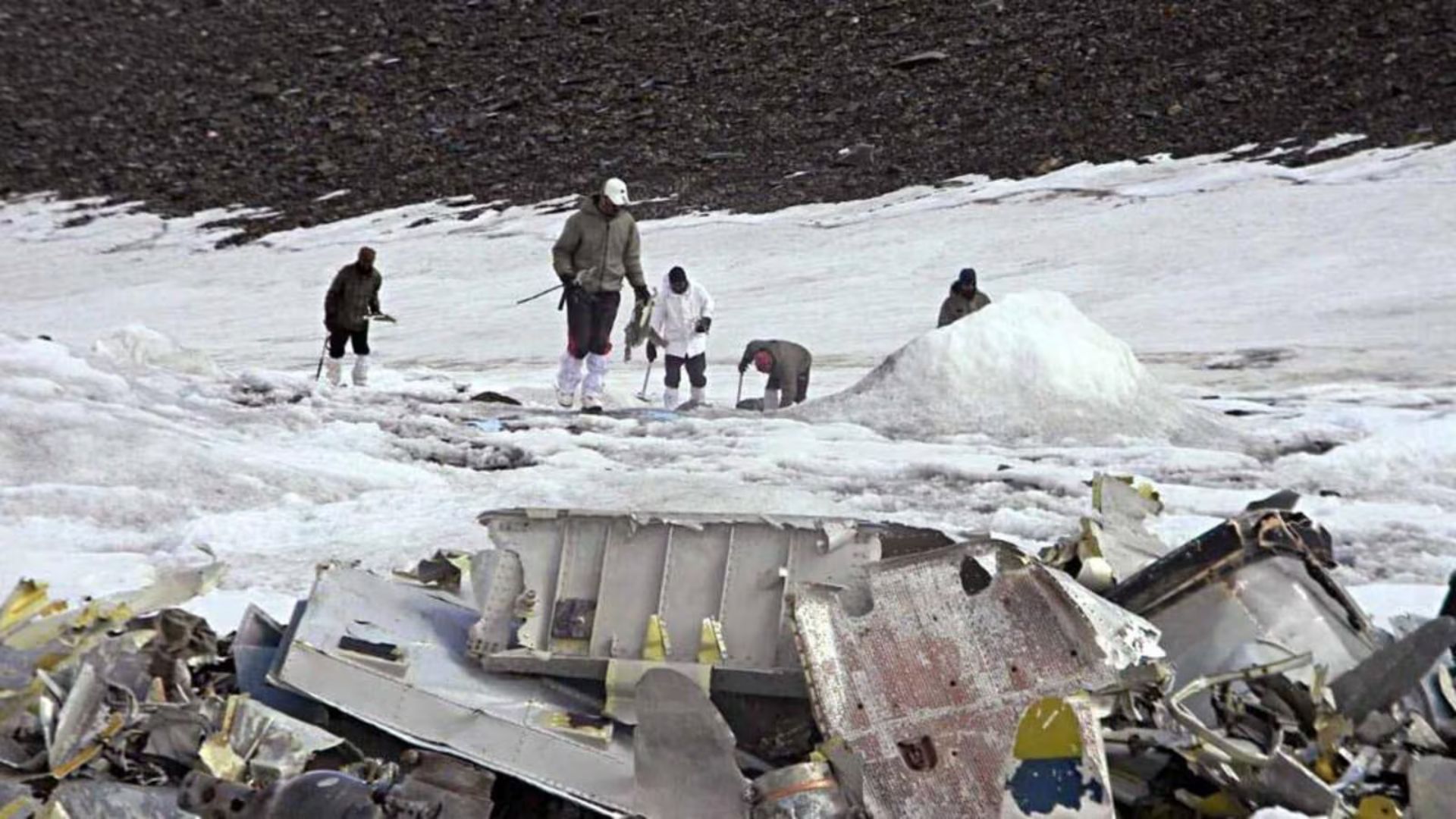 Indian Air Force AN-12 aircraft that crashed in 1968