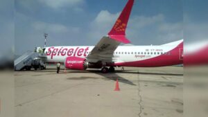 SpiceJet Clears Pending Salaries, Bringing Relief to Employees Amid Financial Turnaround