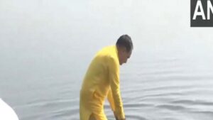 Delhi BJP President Virendra Sachdeva takes a dip in polluted Yamuna river