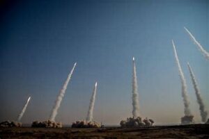 Israel Closes Airspace Amid Iranian Missile Attacks: Tensions Escalate