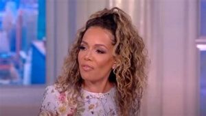 Sunny Hostin Shocks Viewers With Explosive Claim About Melania Trump’s Hatred For Donald!