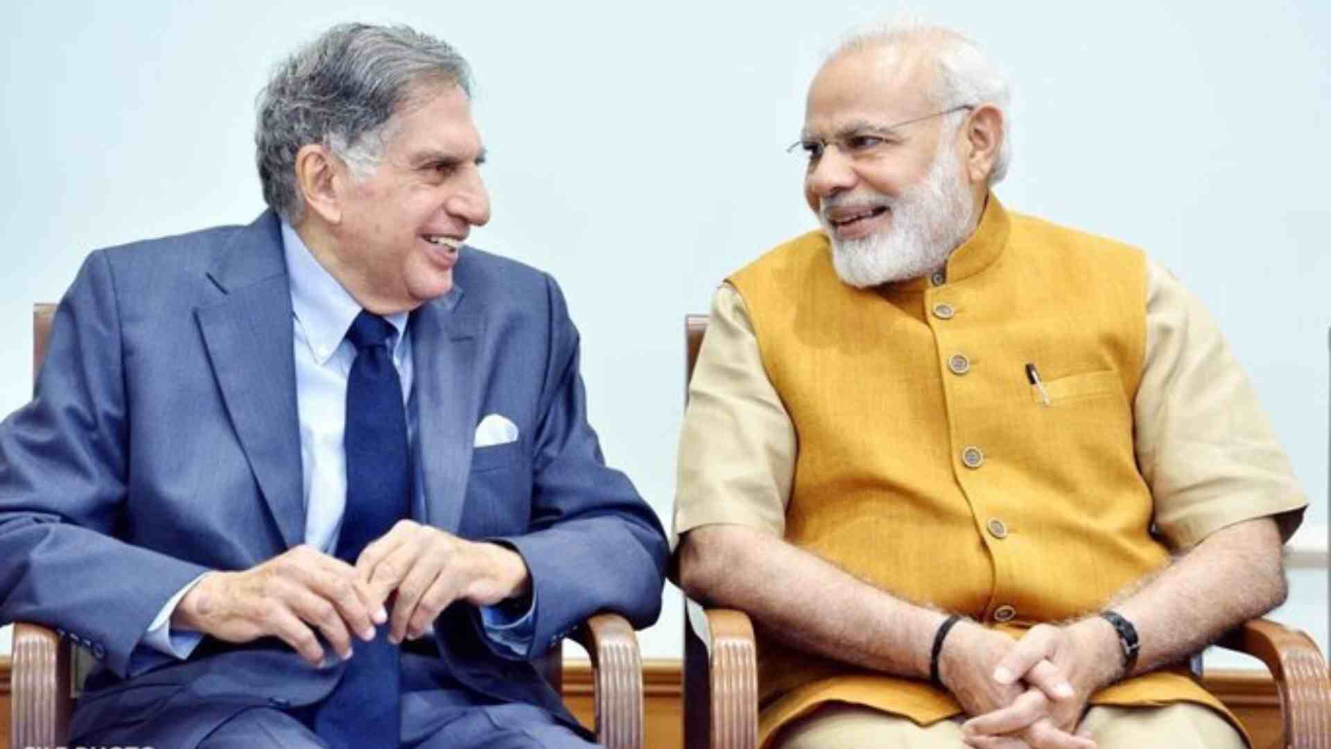 Ratan Tata (L), PM Modi (R) (X/@narendramodi)