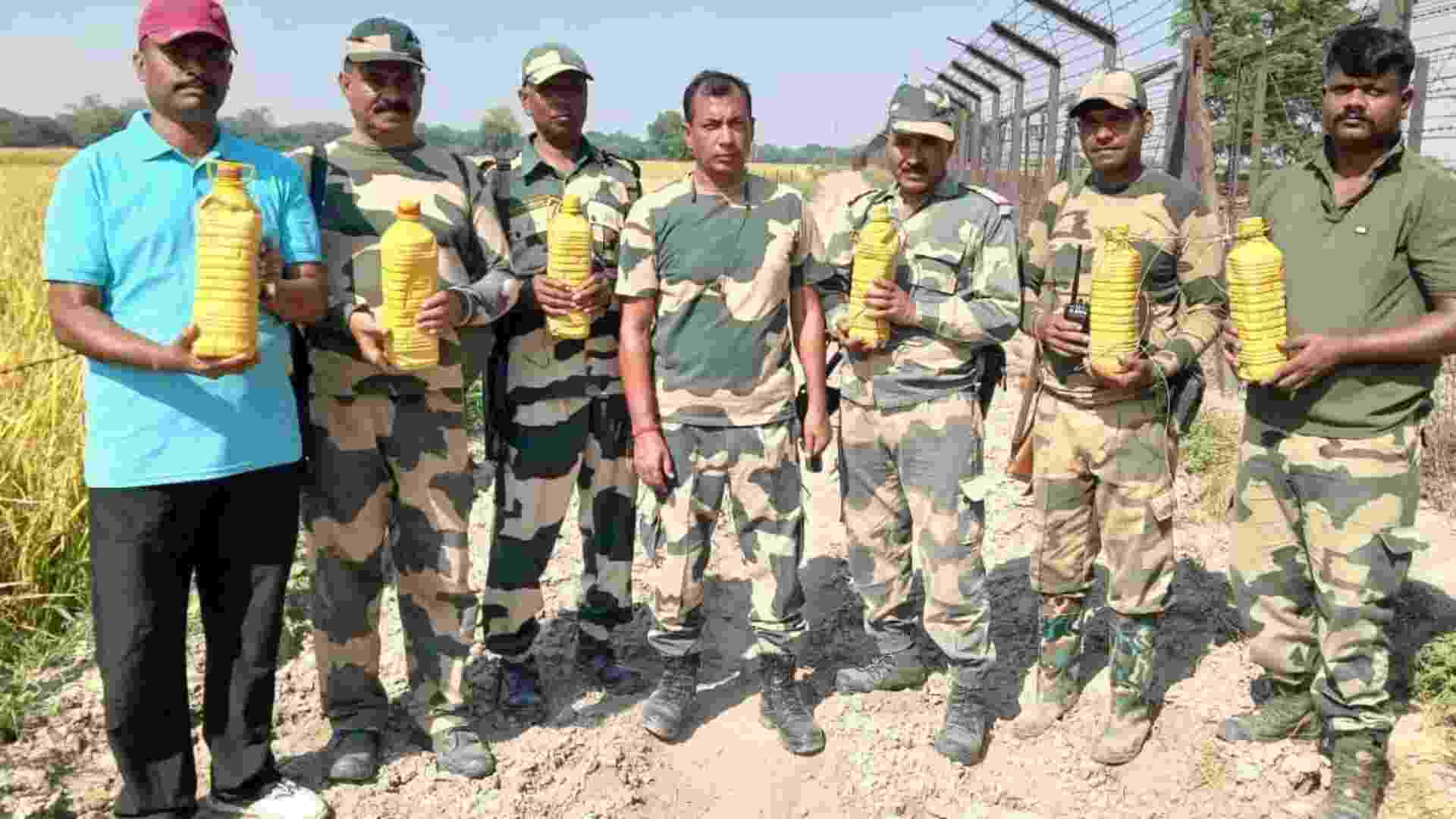 13 Kg Heroin seized from Tarn Taran Border in Punjab (X/@BSF_Punjab)