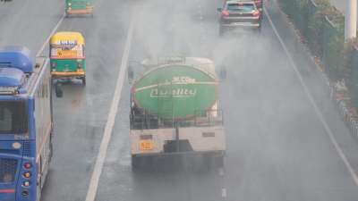 Delhi's Air Quality Deteriorates to 'Very Poor' as Pollution Levels Rise