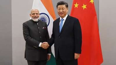 https://link4din.com/guardians-numeric-wisdom/pm-modis-thumbs-up-at-brics-dinner-signals-unity-a-new-chapter-in-india-china-relations/